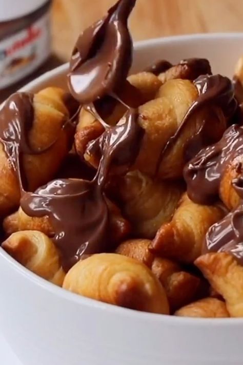 Croissant Cereal, Cereal Bites, Making Croissants, Mini Croissant, Mini Croissants, Popsugar Food, Chocolate Hazelnut Spread, Vegan Kitchen, Pastry Dough