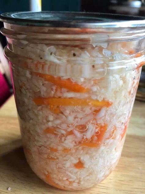 Canned Coleslaw Recipe, Coleslaw Recipe For Canning, Pickled Coleslaw Recipe, Canning Pickled Cabbage Recipe, Canned Coleslaw, Pickled Coleslaw, Quick Pickled Cabbage For Tacos, Pickled Red Cabbage Canning, Canning Cabbage Recipes