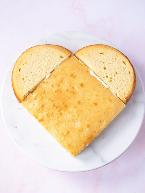 How to make a Buttercream Heart Cake - Creme de Lacombe Heart Cake Tutorial, Heart Cake Recipes, Square Cake Design, Heart Cake Design, Heart Wedding Cake, Heart Shaped Cake Pan, Heart Wedding Cakes, Beautiful Cake Designs, Wedding Cake Recipe