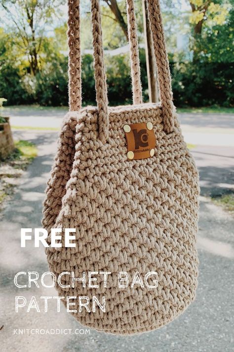 Easy crochet bag pattern and video tutorial, using a single crochet spike stitch. Crochet Handbag Patterns Free, Chanel 2015, Handbag Tutorial, Crochet Beach Bags, Diy Crochet Bag, Crochet Shoulder Bags, Free Crochet Bag, Shoulder Bags Pattern, Crochet Bag Tutorials