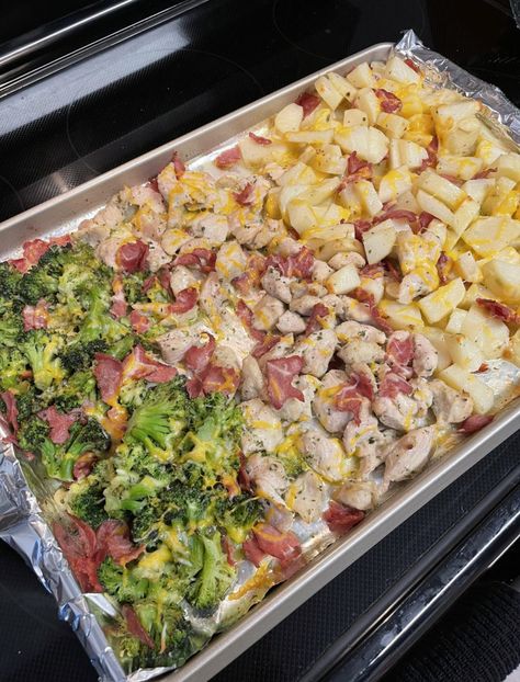 Chicken Bacon Ranch Sheet Pan, Chicken Bacon Ranch Sheet Pan Dinner, Chicken Bacon Ranch Bake, Chicken Bacon Recipes, Sheet Pan Dinners Chicken, Sheet Pan Suppers, Sheet Pan Dinners Recipes, Recipe Sheets, Pan Dinners