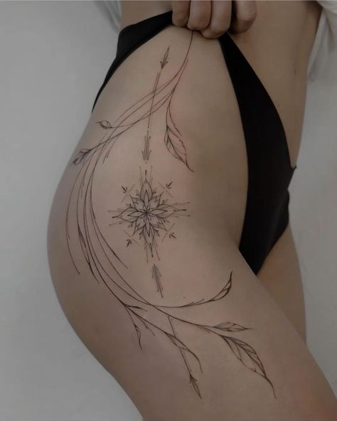 Pretty Lower Back Tattoos For Women, Line Art Hip Tattoo, Dreamcatcher Hip Tattoo, Elegant Hip Tattoo, Thigh To Waist Tattoo, Hip Line Tattoos Women, Delicate Lower Back Tattoo, Delicate Thigh Tattoo, Thigh Tattoos Women Dainty