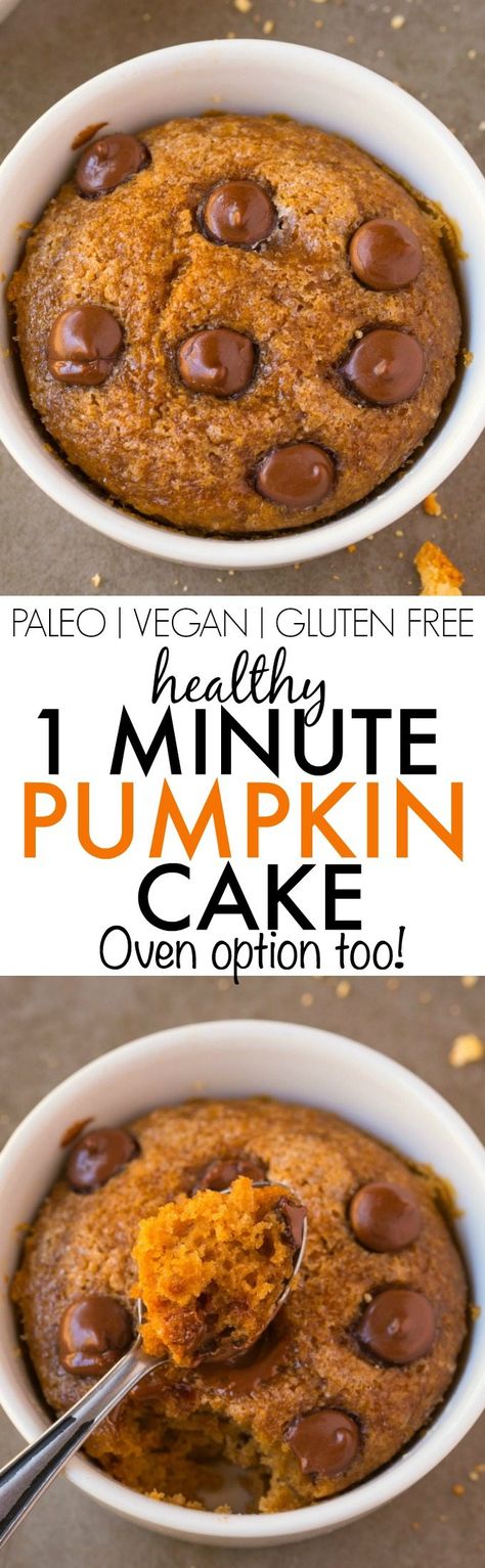 Healthy ONE Minute Pumpkin Mug Cake- Light, fluffy and moist on the inside and… Pumpkin Mug Cake Recipe, Pumpkin Mug Cake, Chocolate Chip Mug Cake, Cake Oven, Cake Mug, Pumpkin Mug, Low Carb Dessert, Mug Recipes, Pumpkin Chocolate Chips