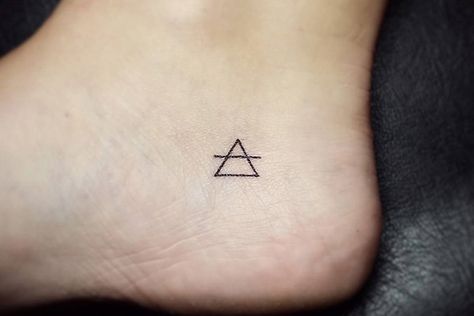 Transcend Tiny Foot Tattoos, Small Foot Tattoos, Font Tato, Glyph Tattoo, Explore Tattoo, Foot Tattoos For Women, Tasteful Tattoos, Tattoos Geometric, Most Popular Tattoos