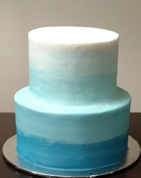 Smooth Ombre cake Two Tier Blue Ombre Cake, Ombre Cake Ideas, Ombre Cake Frosting, Blue Ombre Cake, Housekeeping Week, Lilo And Stitch Cake, Pool Cake, Stitch Cake, Ocean Cakes