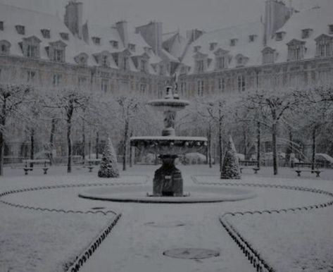 Winter Manor Aesthetic, Winter Kingdom Aesthetic, Snow Kingdom Aesthetic, Winter Court Aesthetic, Snowy Desert, Acotar Courts, Snow Kingdom, 20th Century Aesthetic, Winter Court