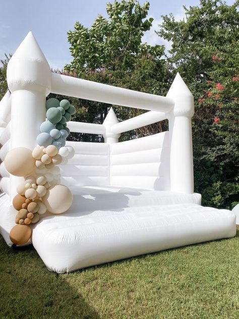 White Bounce House, Balloon House, All White Wedding, Bounce House, Wedding Goals, White Party, Grad Parties, Party Rentals, First Communion