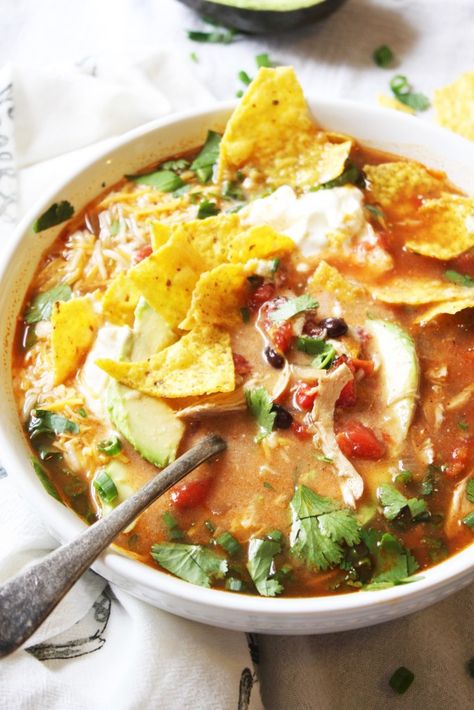 Chicken Tortilla Soup Tortilla Soup Easy, Chicken Tortilla Soup Recipe, Braised Chicken Breast, Chicken Tikka Masala Recipes, Chicken Tortillas Soups Recipe, Tortilla Soup Recipe, Ayam Bakar, Fried Chicken Breast, Chicken Tortilla Soup