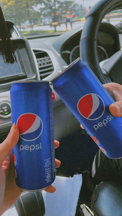 Pepsi Can Aesthetic, Pepsi Snapchat Story, Pepsi Aesthetic Wallpaper, Pepsi Snap, Pepsi Aesthetic, Drinks Photoshoot, Coke Aesthetic, Lavender Wedding Cake, Car Snap