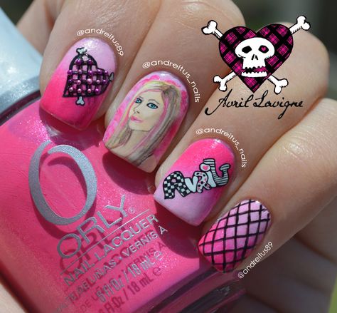 Avril Lavigne nails. Nail art. Notd. Orly polish. Ombre nails Music Nail Art, Nails Music, Music Nails, Avril Lavigne Style, Nice Nails, Inspired Nails, Painted Nail Art, Avril Lavigne, Some Times