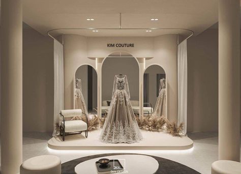 Bridal Atelier Interior, Dress Showroom Interior Design, Bridal Changing Room, Bridal Stores Interior, Bridal Interior Design, Wedding Dress Shop Interior Design, Bridal Showroom Interior Design, Bridal Salon Interior Design, Bridal Store Interior Design