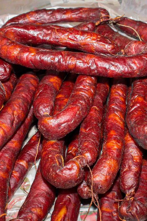 Portuguese Sausage - Chourico Sausage Making Recipes, Portuguese Sausage, Bradley Smoker, Sausage Ingredients, Homemade Sausage Recipes, Smoked Sausage Recipes, Kielbasa Recipes, Polish Sausage, Italian Sausage Recipes