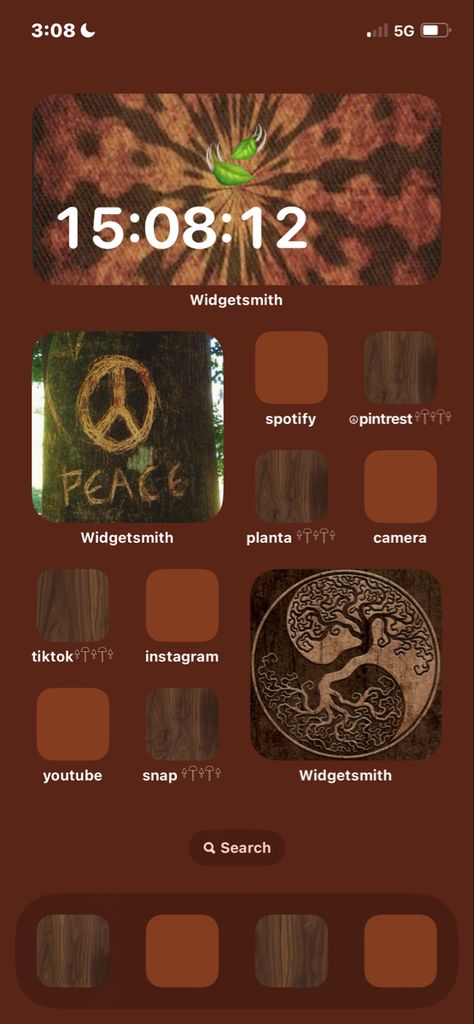 Earthy Home Screen Aesthetic, Earthy Phone Layout, Boho Phone Theme Ideas, Hippie Homescreen, Phone Backround, Home Screen Layout, Ios App Iphone, Hippie Aesthetic, Hippie Homes