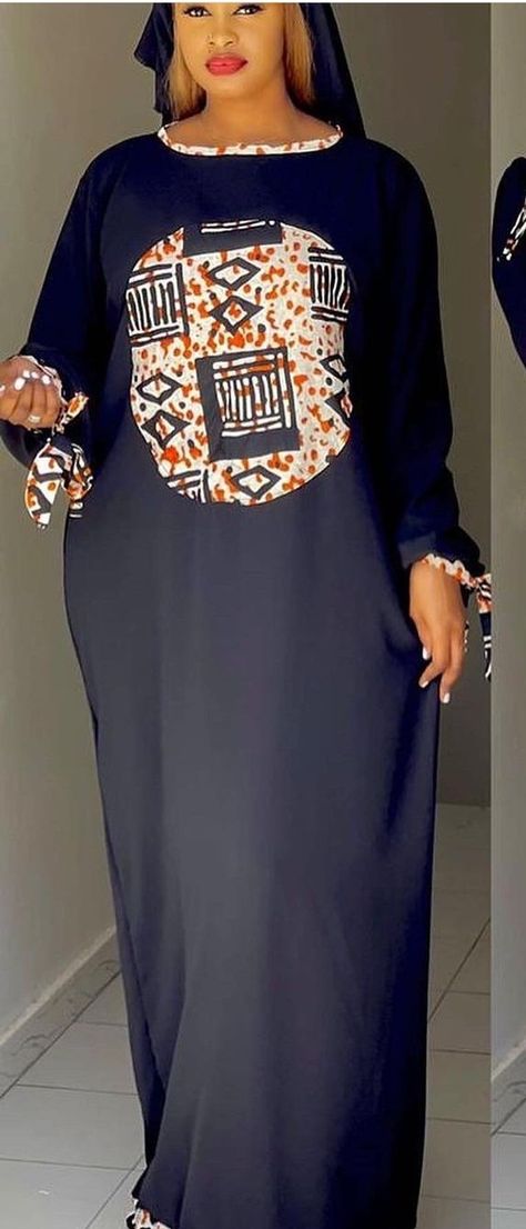 Jalabia Styles For Women, Print Dress Designs, Dresses African Fashion, Dresses African Print, Simple Dress Styles, Kaftan Styles, African Fabric Dress, Long African Dresses, Dresses African