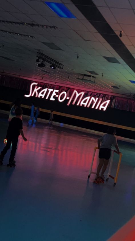 I WENT TO NEW MEXICO AND GOT TO GO TO THE SKATING RINK FROM STRANGER THINGS JAVEKDBKSNDJDB Stranger Things Skating Rink, Skating Rink, New Mexico, Skating, Stranger Things, Falling In Love, In Love, Pins, Mexico