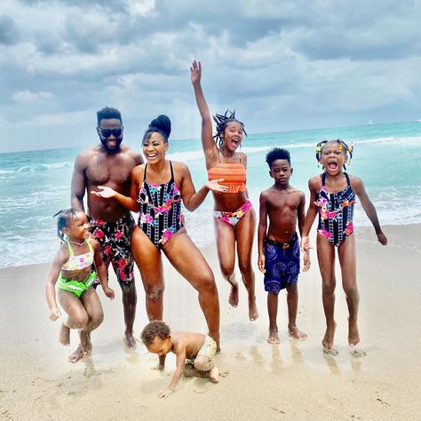 Samvia| Momlife & Travel💕 on Instagram: “We’re purposefully driven and living frugally while traveling.” Black Family Vacation, Mind Movie, Black Family, Black Families, Family Goals, 2024 Vision, Happy Family, Black People, Best Self