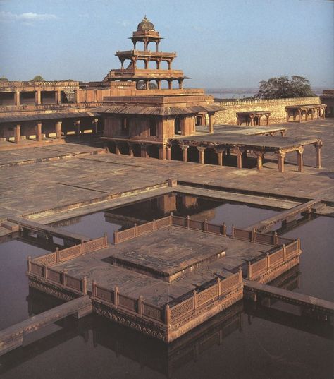 Fatehpur Sikri- Indian Palace of the 3rd Mugal Emperor, Akbar bensozia History India, Indian Palace, Fatehpur Sikri, India Travel Places, Temple India, India Architecture, Mughal Architecture, Amazing India, Mughal Empire