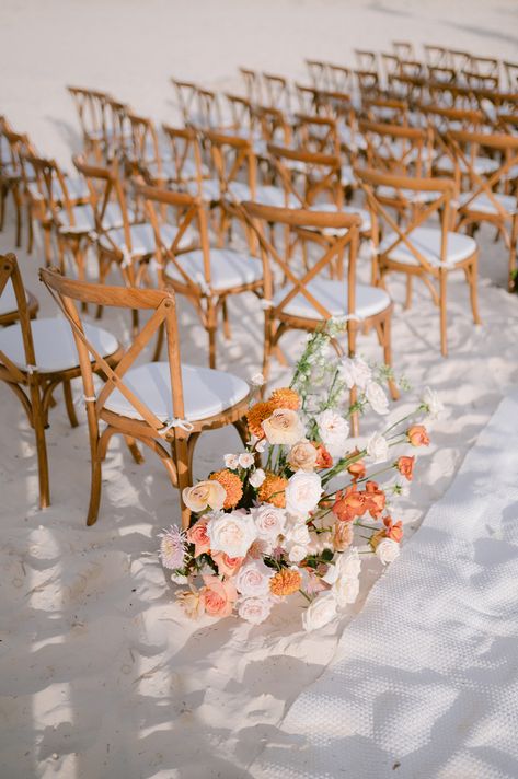 Isle Flowers, Colorful Beach Wedding, Wedding Orange, Boho Beach Wedding, Phu Quoc, Wedding Florals, Fall Vibes, Colour Palette, Perfect Wedding