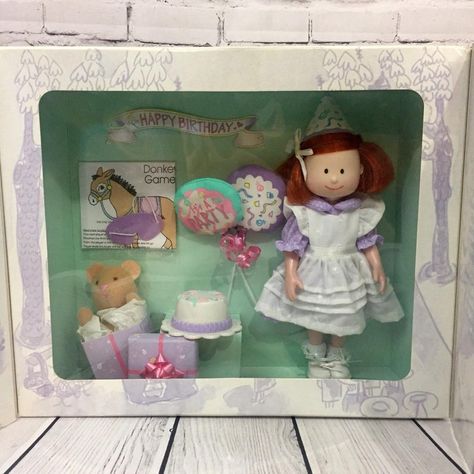 NEW Vintage 1998 Madeline Birthday Celebration Special Edition Doll Boxed Set Madeline Doll, Boxed Set, Good Old, New Vintage, Vintage Toys, Party Games, Birthday Celebration, Childhood Memories, Fashion Dolls