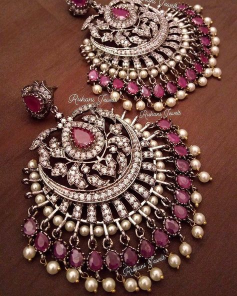 Bridal Jewelry Sets Brides, Diy Earrings Easy, Indian Wedding Jewelry Sets, Fancy Jewelry Necklace, Art Jewelry Design, Bridal Jewellery Design, Antique Jewellery Designs, 90s Bollywood, Asian Jewelry