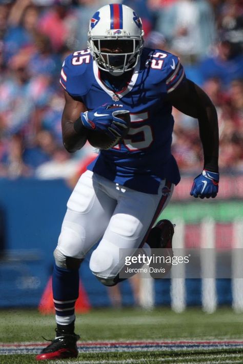 LeSean McCoy Lesean Mccoy, Buffalo Bills Football, Bills Football, Buffalo Bills, Football Helmets, Football, American Football