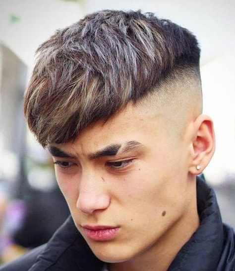 French Crop Undercut - Best French Crop Haircuts For Men: Cool Crop Top Fade Hairstyles For Guys #menshairstyles #menshair #menshaircuts #menshaircutideas #menshairstyletrends #mensfashion #mensstyle #fade #undercut #shorthaircuts #cropped #cropfade Caesar Haircut, 2020 Hairstyles, Crop Haircut, Crop Hair, Stylish Short Haircuts, Cool Mens Haircuts, Long Hair On Top, Men Hairstyles