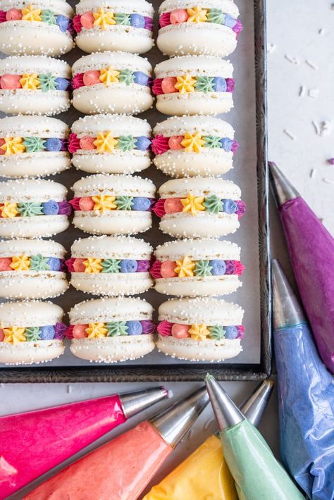 Vanilla Bean Macarons, Macarons Vanilla, Rainbow Macarons, Cloudy Kitchen, Rainbow French, Macaron Template, Vanilla Macarons, Chocolate Macaron, Macaron Cake