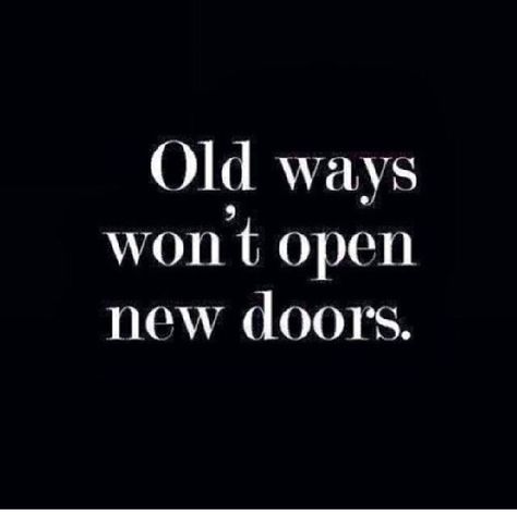 Old vs new Counseling Quotes, Business Quote, Sign Business, Fina Ord, Old Ways, Life Thoughts, Strong Quotes, Reality Check, E Card