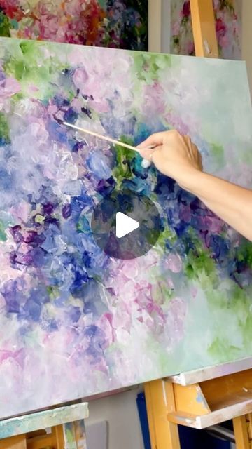 Impressionistic Flower Paintings, Abstract Floral Paintings Acrylics Tutorial, Abstract Floral Painting Tutorial, Acrylic Painting Tutorials Videos, Paint Acrylic Flowers, Floral Painting Ideas, Floral Painting Videos, Floral Painting Acrylic, Flower Painting Videos