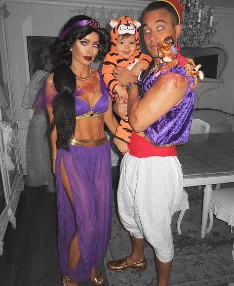 Disney Couple Costumes, Halloween Costumes For Family, Halloween Costumes To Make, Halloween Parejas, Zombie Bride, Family Halloween Costume, Hallowen Ideas, Halloween Coustumes, Aladdin Jasmine