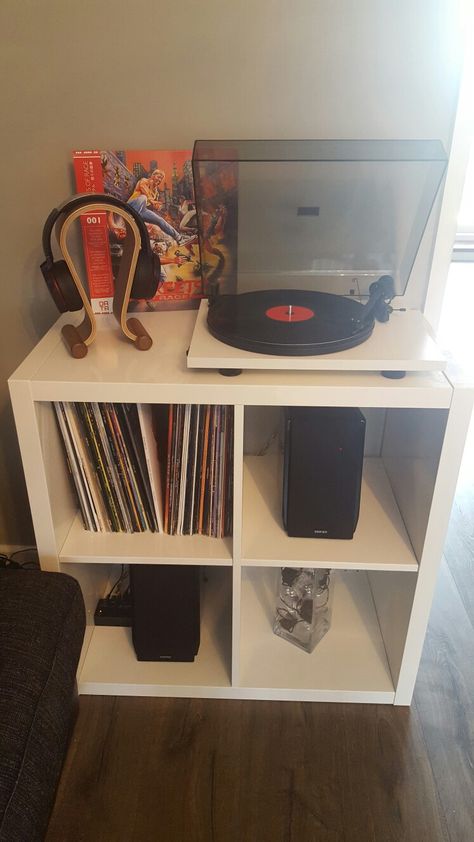 IKEA Kallax Turntable Setup Kallax Turntable, Ikea Record Storage, Man Cave Coffee Table, Vinyl Record Storage Furniture, Lp Storage Cabinet, Diy Dvd Storage, Ikea Table Lamp, Turntable Setup, Turntable Furniture