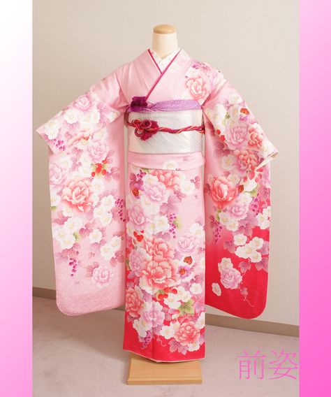 ~Upload by Rain Li Pink Kimono Traditional, Pink Kimono Outfit, Pink Yukata, Kawaii Kimono, Cute Kimono, Japan Dress, Kids Kimono, Kimono Traditional, Furisode Kimono