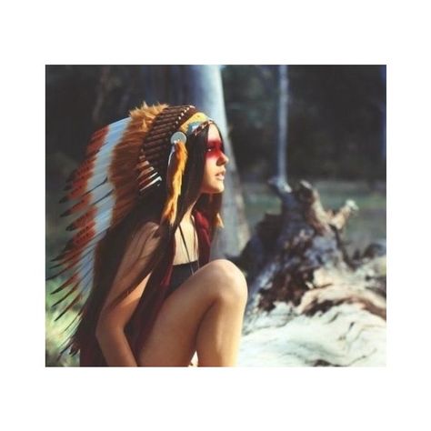 Feral ❤ liked on Polyvore Native American Photoshoot, American Photoshoot, Indian Headdress, Indian Summer, American Beauty, Native American Art, Native American Indians, American Women, Headdress