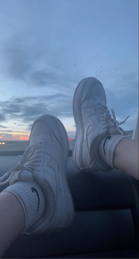 Cute Texts For Her, White Air Forces, Air Force 1 Shadow, Air Forces, Girl Dad, Neon Wallpaper, Instagram Ideas Photography, White P, Cute Texts