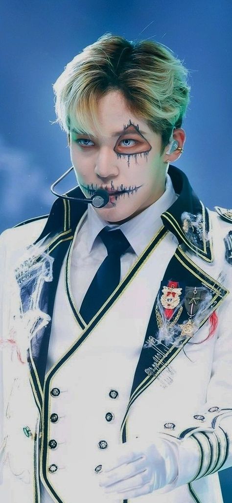 Childe Genshin Spiderman, Yunho Halloween, Ateez Halloween, Ateez Halloween Wallpaper, Ateez Demon Line, Ateez Halloween Icons, Ateez Halloween Wonderland, Jeong Yun-ho, Halloween Icons