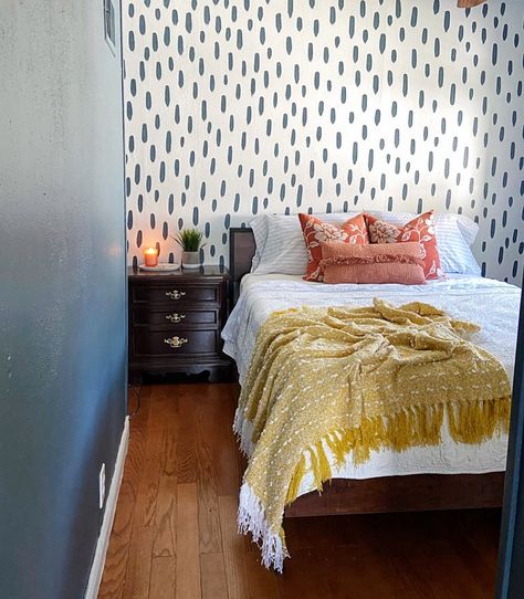 Guest Room Accent Wall, Bedroom Accent Wall Paint, Blue Guest Room, Sage Bathroom, Bedroom Accent Wall, Wall Paint Patterns, Room Accent Wall, Accent Wall Paint, Kid Bedroom