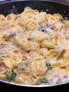 Ham and Tortellini Combo |Colorado Kelly Easy Dinner Recipe, Cheese Tortellini, Chopped Spinach, White Sauce, Red Sauce, Pampered Chef, Parmesan Cheese, Tortellini, Dinner Recipe