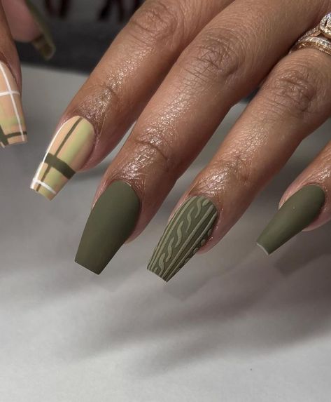 Cute Fall Sweater Nails 2024 23 Ideas: Designs, Trends, and Tutorials for Every Nail Shape Olive And Brown Nails, Almond Nails Designs Autumn, Gray Fall Nails Ideas, Nail Ideas Olive Green, Green Sweater Nails, Dark Green Fall Nails, Green Plaid Nails, Green Autumn Nails, Olive Green Nail Designs