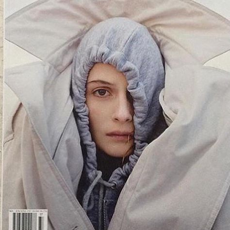 via @hedmayner ・・・ #HEDMAYNER SS17 Hooded Djellaba on the cover of #encensmagazine37 #samueldrira #Cecilebortoletti #sybillewalter… Hoodie Editorial, Indesign Layout, Colour Story, Publication Design, Fashion Photography Inspiration, Lifestyle Art, Editorial Layout, Fashion Images, Magazine Design