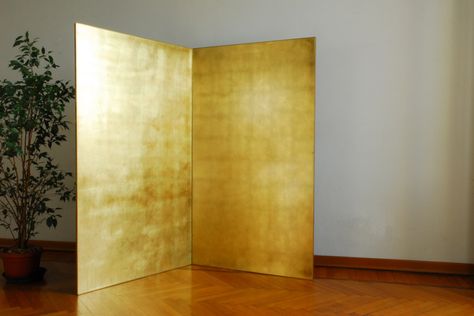 Gilded Furniture, Folding Screen Room Divider, Diy Screen, Japanese Screen, Gold Furniture, Copper Leaf, Leaf Images, American Architecture, Brass Coffee Table