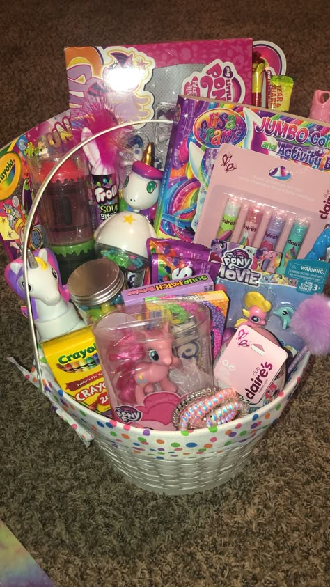 Toddler Gift Basket, Gift Baskets For Kids, Pink Gift Basket, Kids Hamper, Candy Gift Baskets, Girl Gift Baskets, Kids Gift Baskets, Birthday Basket, Kids Easter Basket