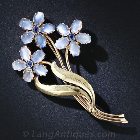 Moonstone | Antique Jewelry University Moonstone Brooch, Bijoux Art Nouveau, Tiffany Jewelry, Art Nouveau Jewelry, Gold Leaves, Retro Jewelry, Moonstone Jewelry, Cufflinks Men, Victorian Jewelry