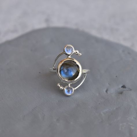 Natural Moonstone and Labradorite Ring , Blue Flashy Two Gemstone Ring , Sterling Silver Labradorite Ring , Bridesmaid Gift , Gift for Her - Etsy UK Unique Silver Necklace, Astrology Ring, Best Gifts For Girlfriend, Fresh Starts, Labradorite Ring, Ring Blue, Gemstone Jewellery, Unique Gemstones, Bracelet Argent