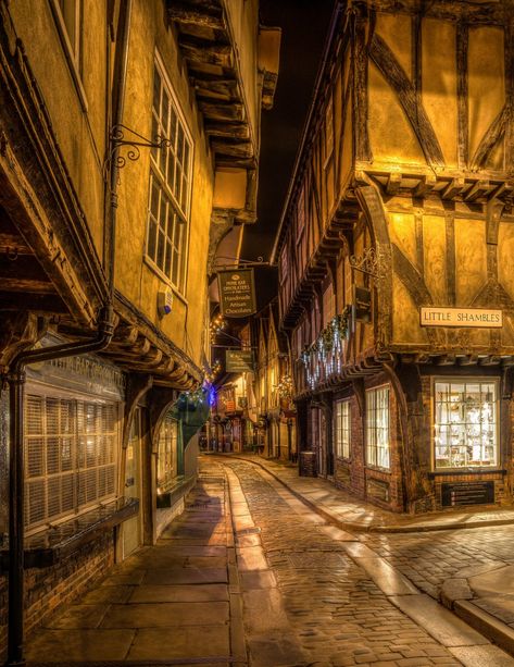 The Shambles, York. © David Oxtaby / Historic Photographer of the Year York Shambles, The Shambles, Domesday Book, Corfe Castle, York England, Diagon Alley, 14th Century, 15th Century, Historical Sites