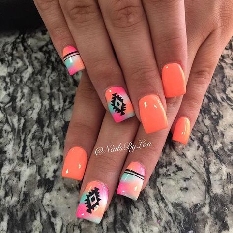 Instagram media nailsbylon #nail #nails #nailart South Western Nail Designs, Country Style Acrylic Nails, Native Design Nails, South Western Nails, Rodeo Nail Designs, Western Fingernails, Cabo Vacation Nails, Tattoo Art Nails, Aztec Nail Ideas