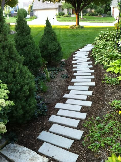 My fun little side yard path made from leftover composite decking!! Decking Pathway Ideas, Trex Scrap Ideas, Composite Deck Scrap Ideas, Scrap Trex Decking Projects, Leftover Trex Ideas, Leftover Trex Projects, Leftover Composite Decking Ideas, Driveway Divider, Trex Steps