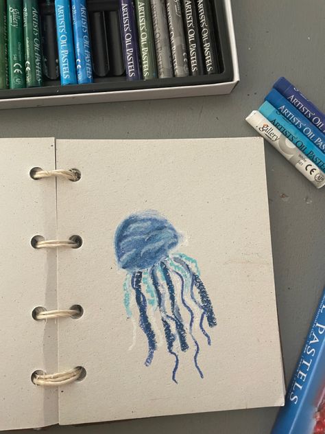 Blue and white jelly fish made from oil pastels Jellyfish Pastel Drawing, Oil Pastel Jellyfish, Jellyfish Oil Pastel, Jellyfish Pastel, Cute Easy Doodles, Pastel Artwork, Oil Pastel Paintings, Oil Pastel Art, Pastel Drawing