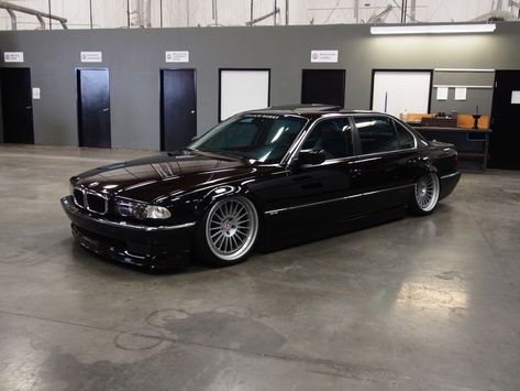 E38 BMW E38 Bmw, Bmw V12, Bmw 740, Bmw E32, Serie Bmw, Bmw 740i, Bmw Classic Cars, Bmw M Power, Bmw E38