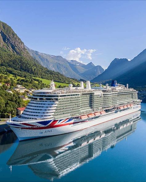 2 Weeks Cruising the Canary Islands from only £881pp! Grab this amazing offer while it lasts! 📆 Departing 9th November 2024 sailing from Southampton roundtrip 🛳️ Onboard the beautiful P&O Cruises Iona 🍷 Add the classic drinks package at the time of booking for 20% off! 👯 Gratuities are FREE! VIEW THE FULL ITINERARY AND SHIP INFORMATION HERE: https://notjustcruise.co.uk/tc/davemccoll/cruises/POG437/ Offer subject to availability, T&C's apply. Want to know more? Get in touch 👇 M... Iona Cruise Ship, Classic Drinks, P&o Cruises, Beverage Packaging, Canary Islands, Southampton, Cruises, Cruise Ship, Sailing