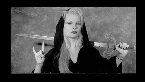 devil horns Zeena Lavey, Vampire Core, Horror Vibes, The Witches Of Eastwick, Creepy Core, Black Magick, Witchy Aesthetic, Devil Horns, Pandora's Box